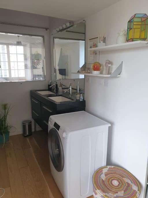 En Plein Coeur De Avec Vue Exceptionnelle Sur La Cathedrale 2 Personnes, 1 Chambre Appartement *